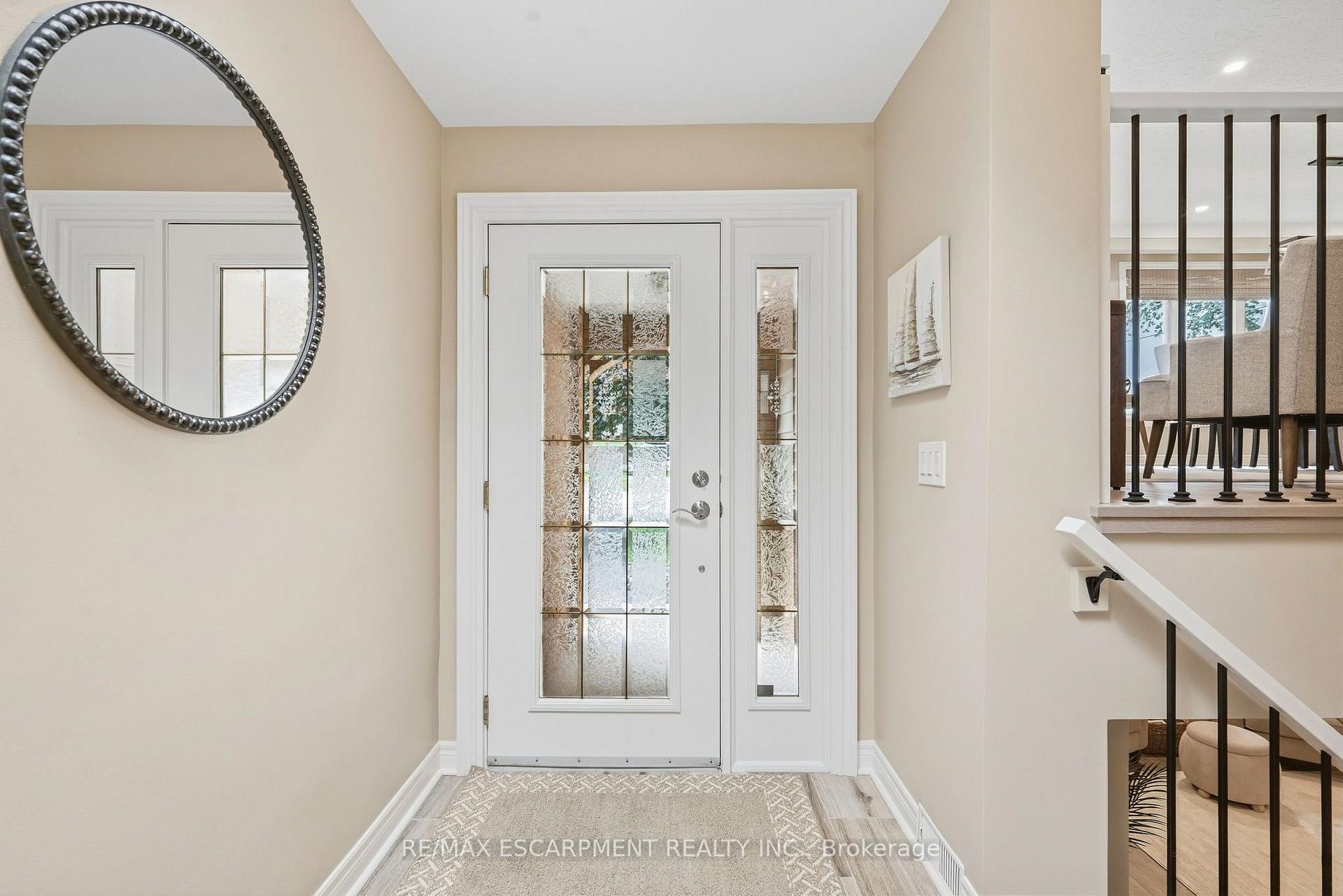 Photo 5 of 39 Rosemount Avenue, Port Colborne, Sugarloaf — HOMEH
