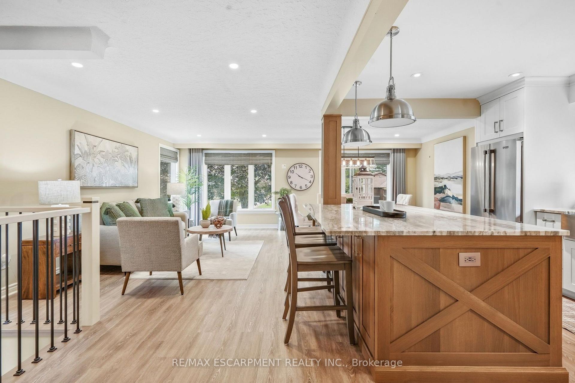 Photo 7 of 39 Rosemount Avenue, Port Colborne, Sugarloaf — HOMEH