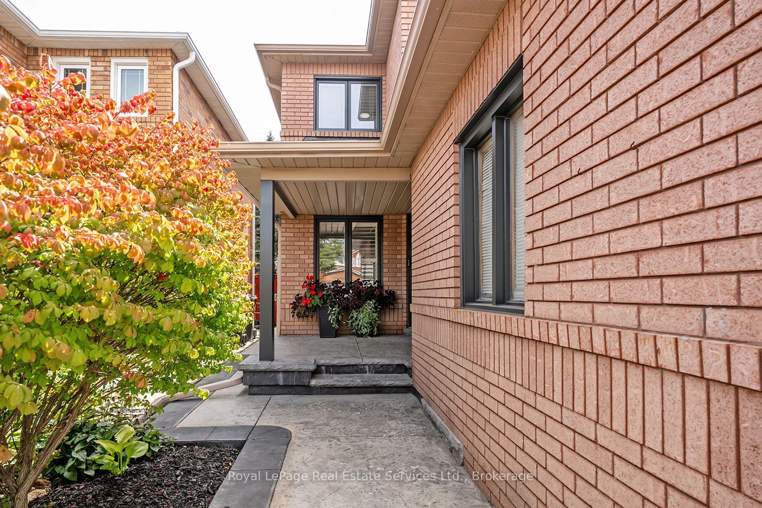 Photo 3 of 6576 Alderwood Trail, Mississauga, Lisgar — HOMEH