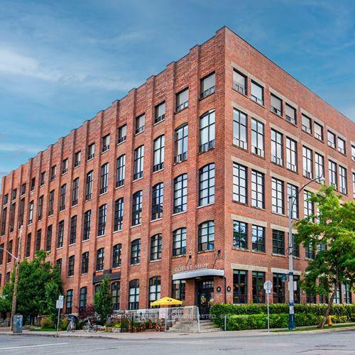 Front of Unit 202, 43 Hanna Avenue