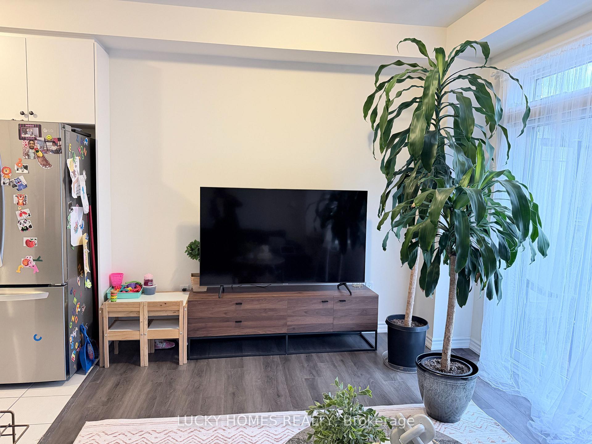 Photo 4 of Unit 6, 68 First Street, Orangeville — HOMEH