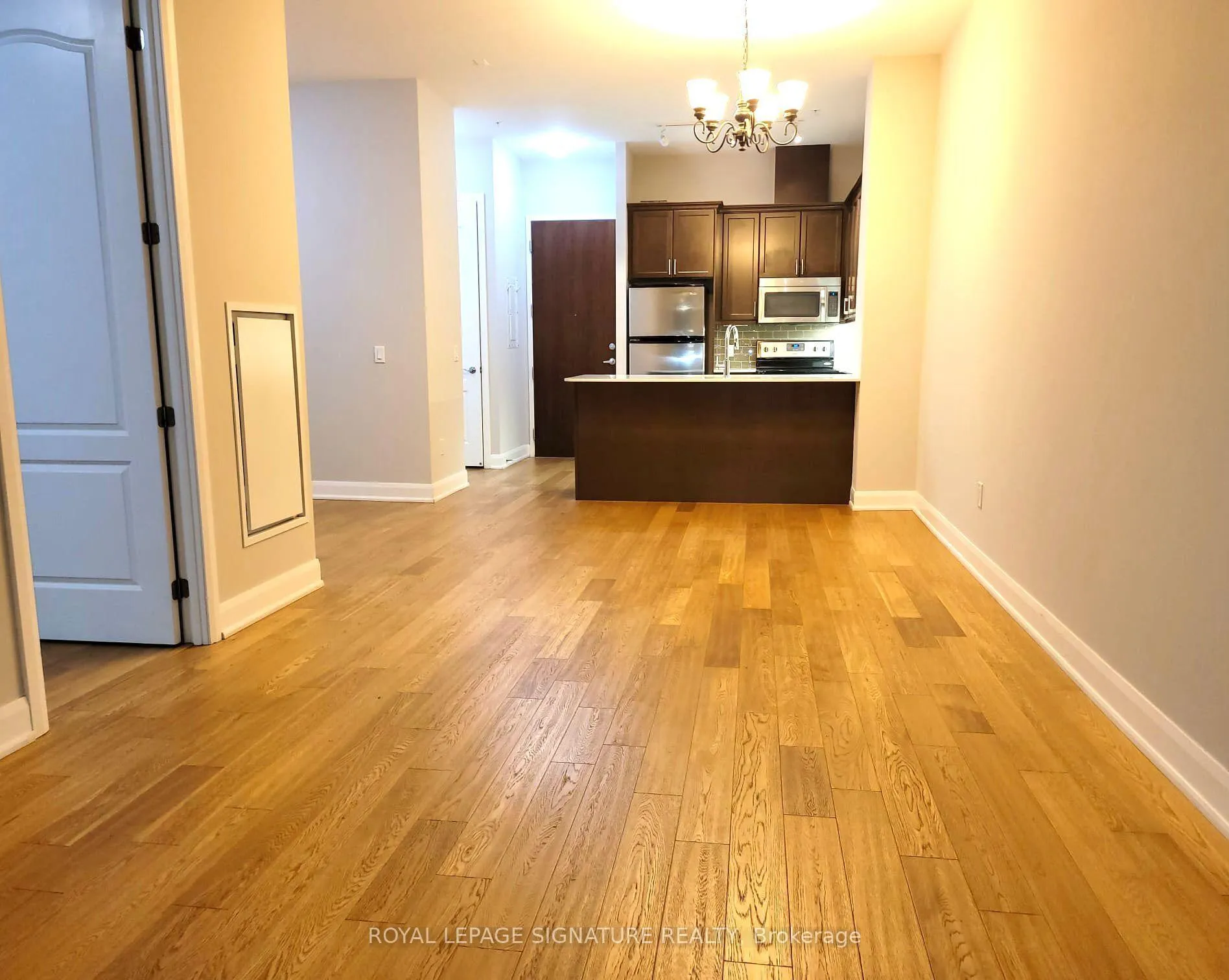 Photo 13 of Unit 123, 2480 Prince Michael Drive, Oakville, Joshua Creek — HOMEH