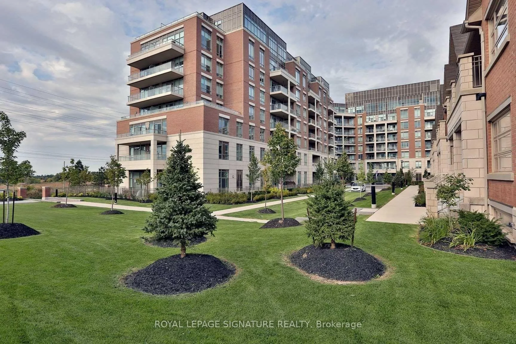 Photo 59 of Unit 123, 2480 Prince Michael Drive, Oakville, Joshua Creek — HOMEH