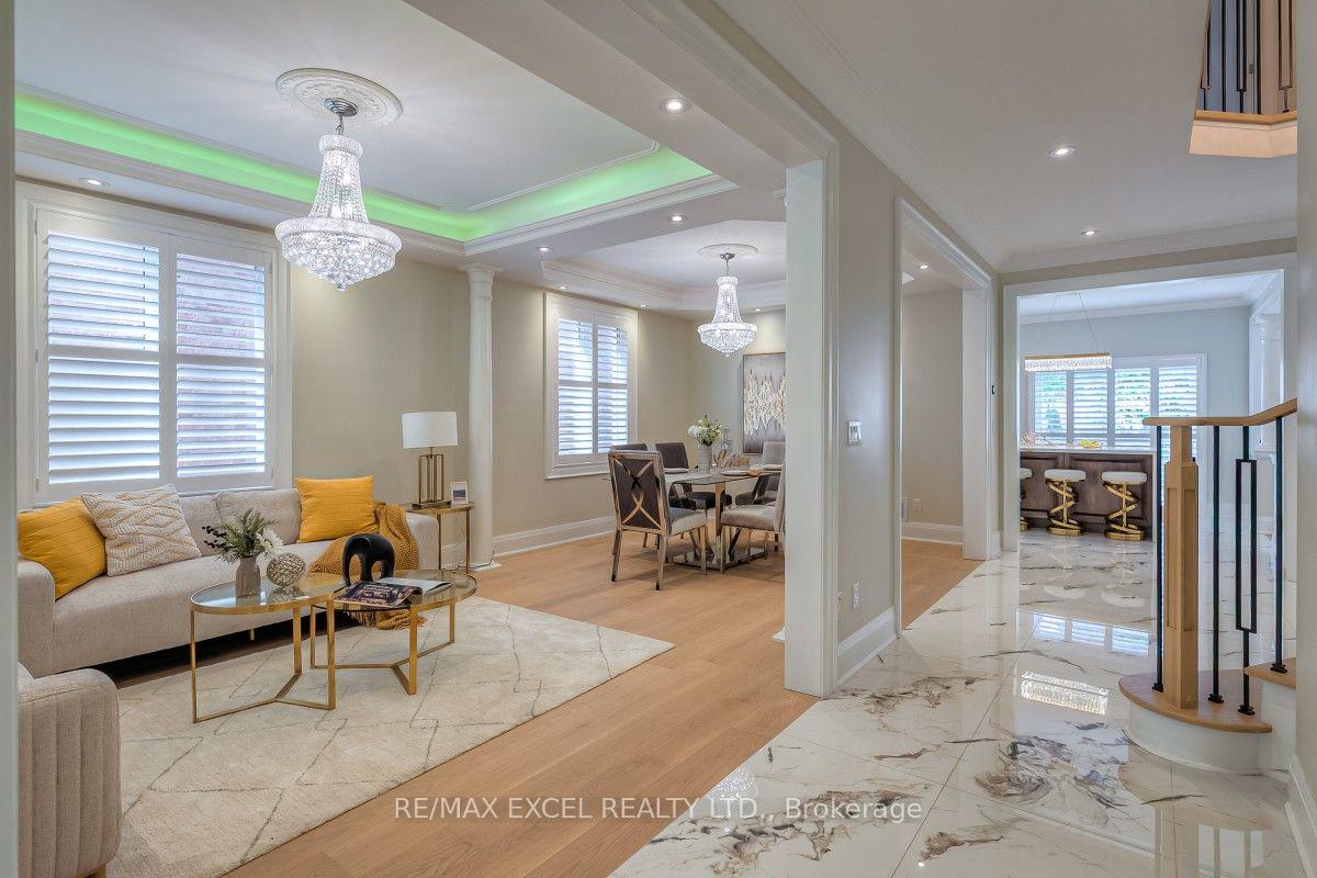 Photo 4 of 32 Grapevine Circle, Scarborough, Rouge — HOMEH