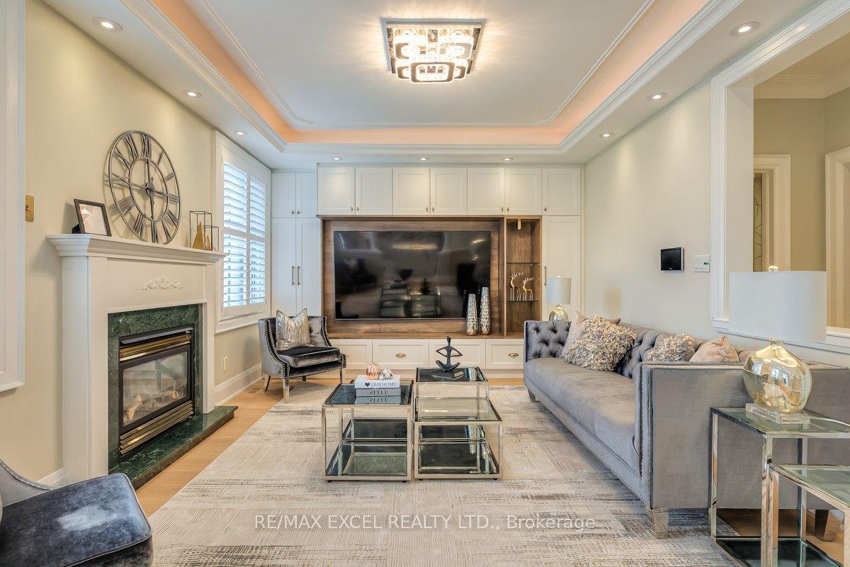 Photo 9 of 32 Grapevine Circle, Scarborough, Rouge — HOMEH