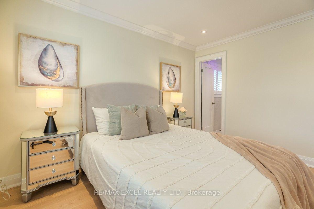 Photo 36 of 32 Grapevine Circle, Scarborough, Rouge — HOMEH
