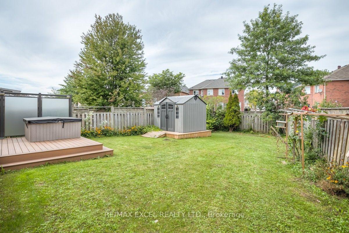 Photo 45 of 32 Grapevine Circle, Scarborough, Rouge — HOMEH