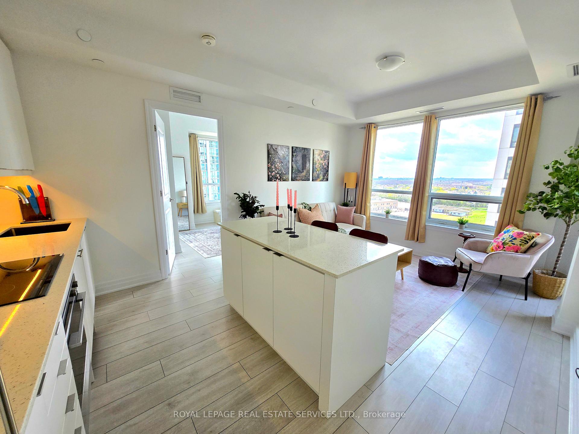 Photo of Unit 1108, 30 Elm Drive W