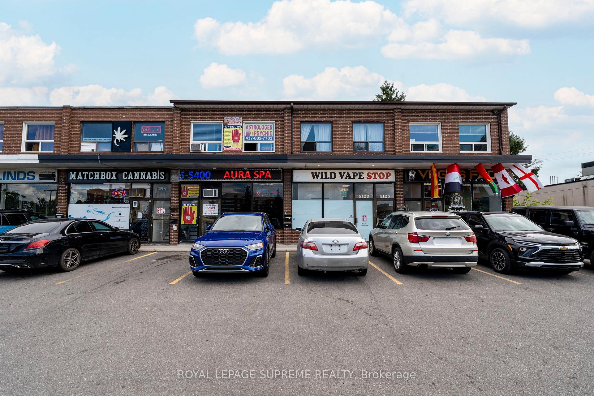 Photo of 6127 Steeles Avenue W