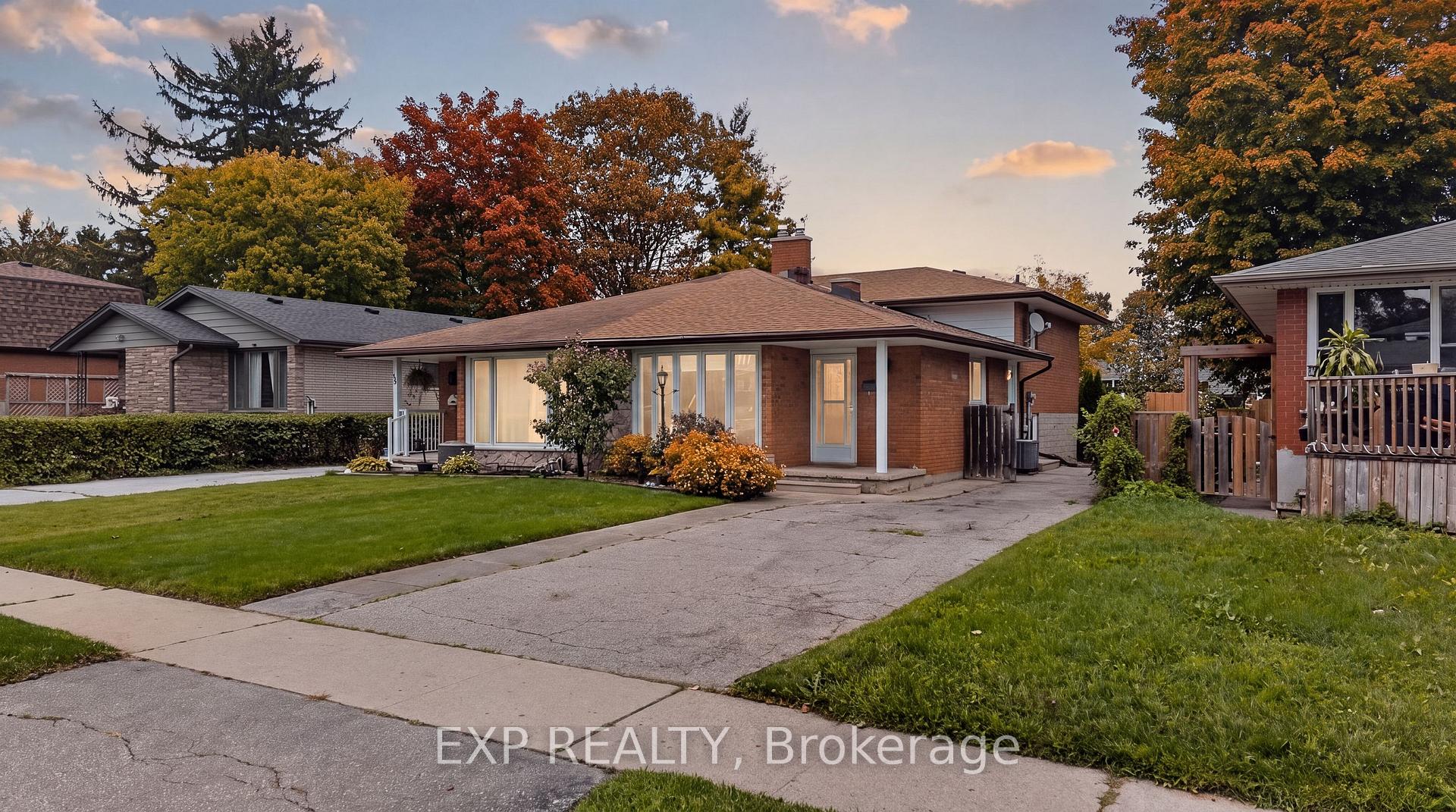 Photo 2 of 1393 Pineview Avenue, Cambridge, Lang's Farm — HOMEH