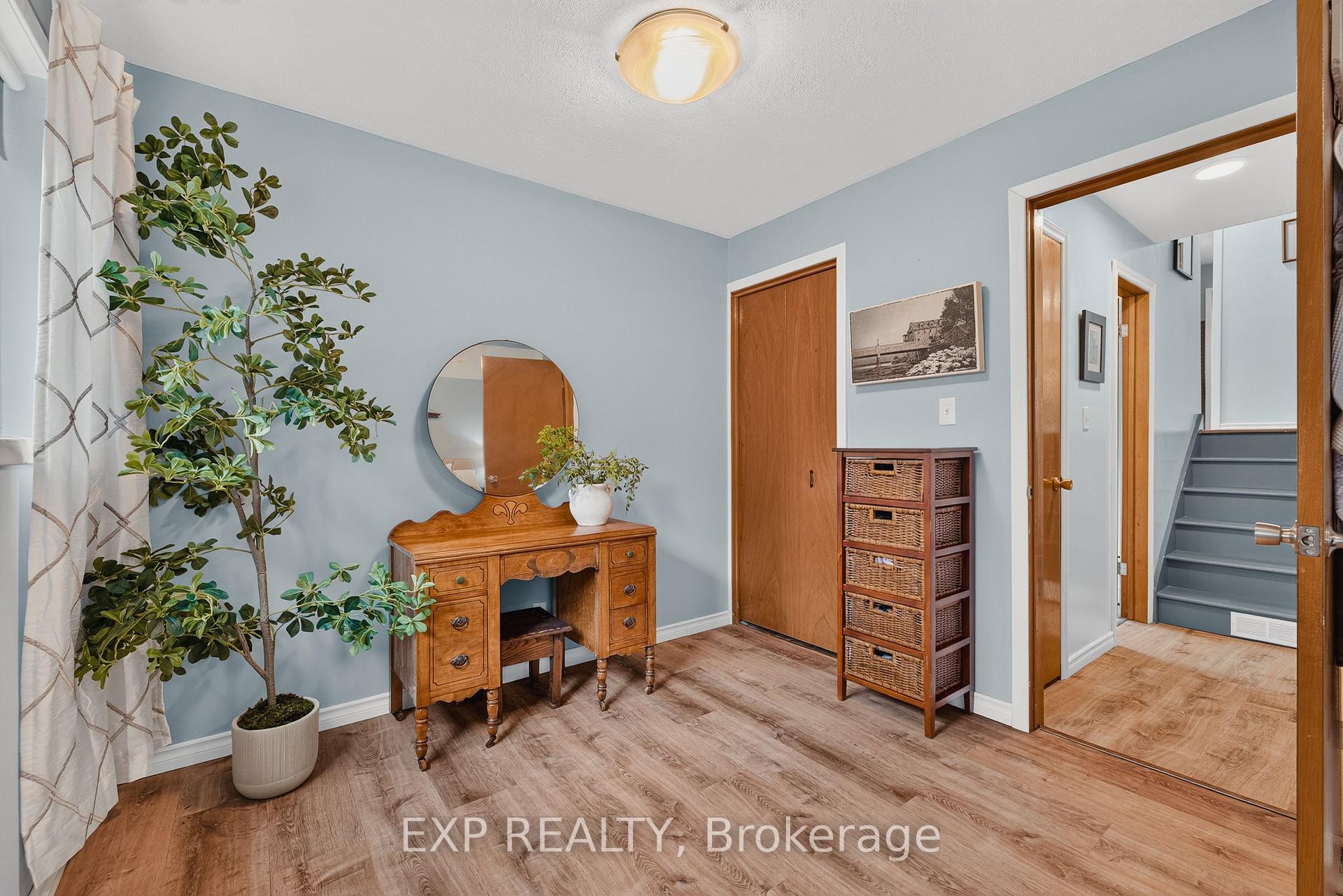 Photo 19 of 1393 Pineview Avenue, Cambridge, Lang's Farm — HOMEH