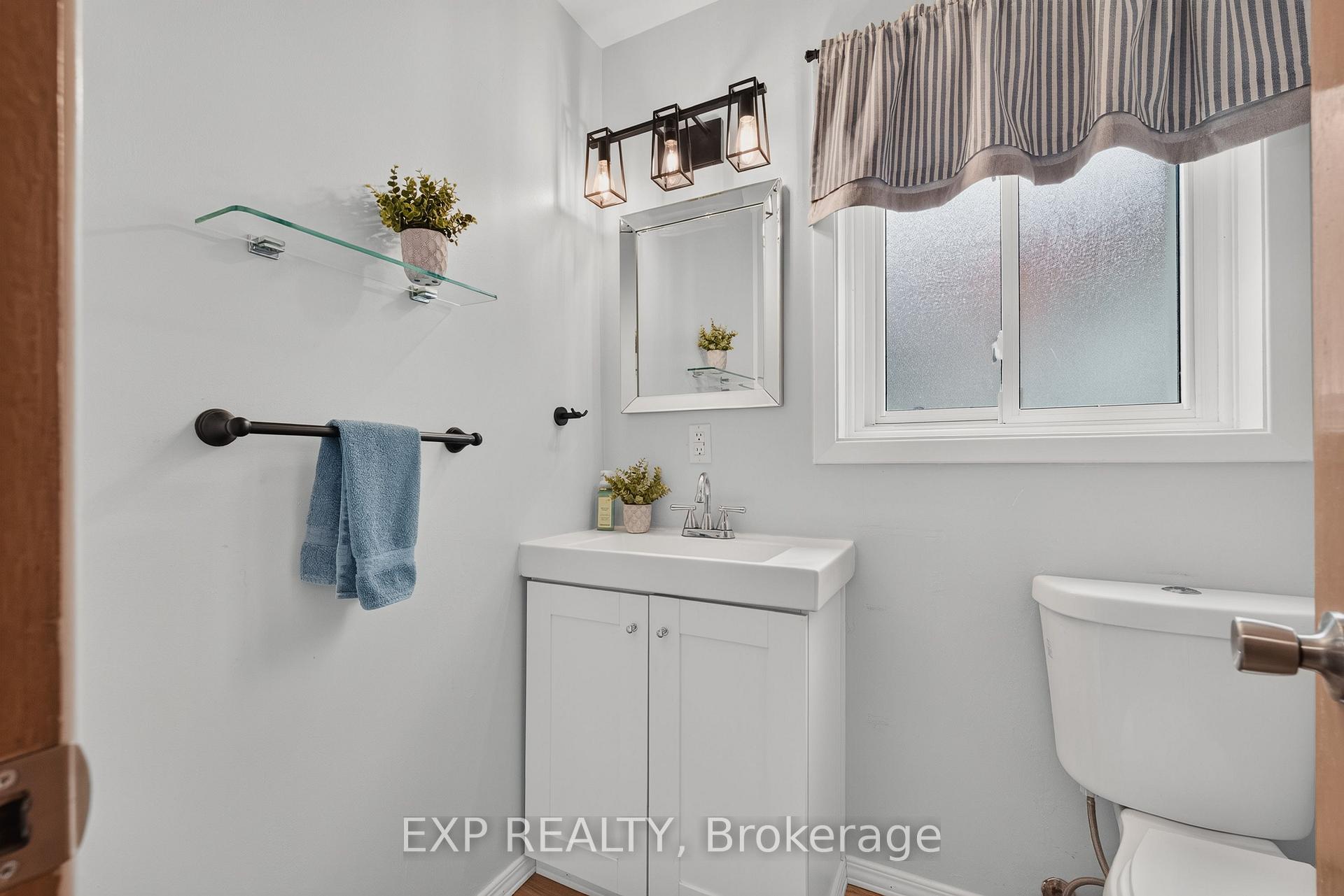 Photo 24 of 1393 Pineview Avenue, Cambridge, Lang's Farm — HOMEH