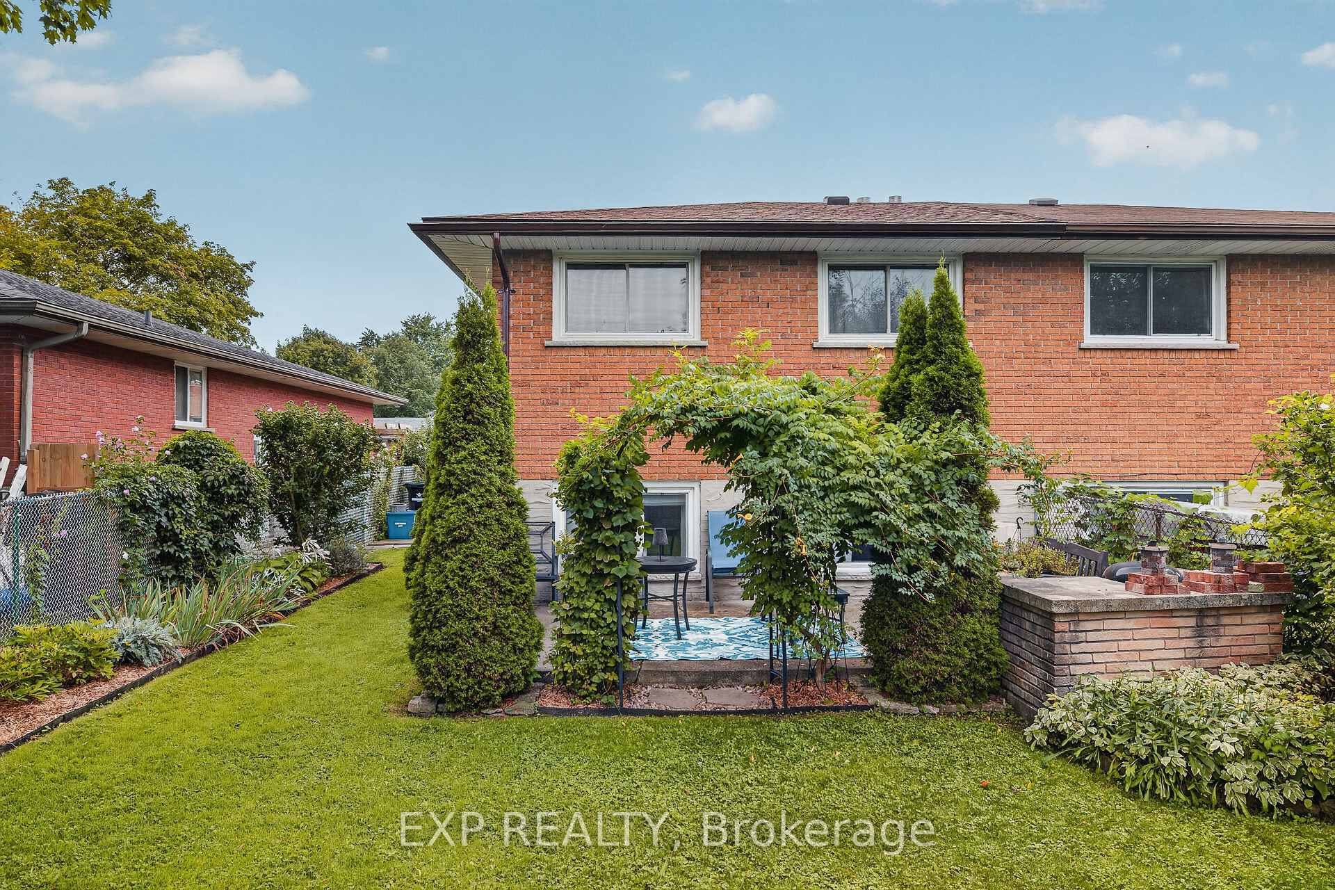 Photo 30 of 1393 Pineview Avenue, Cambridge, Lang's Farm — HOMEH
