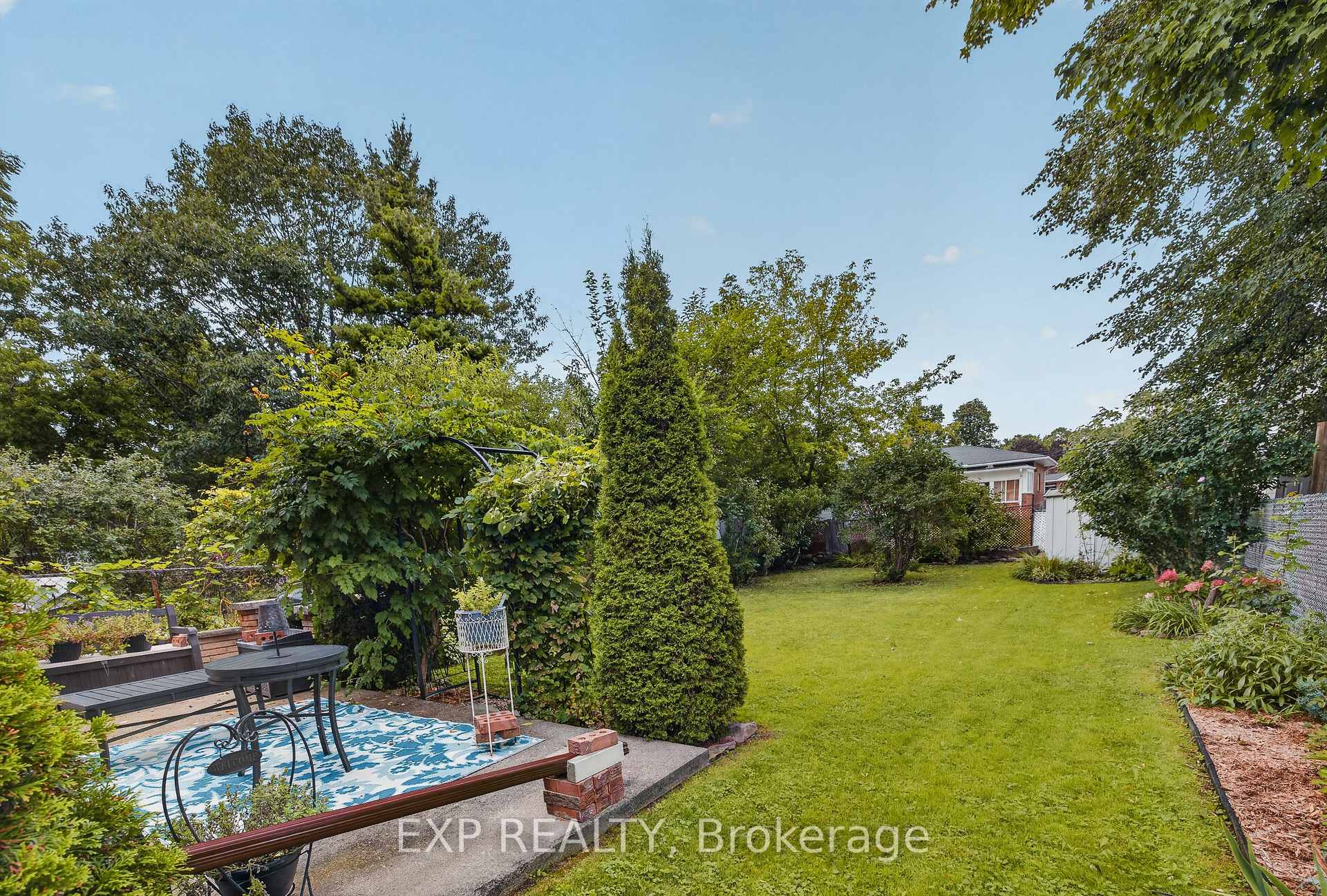 Photo 31 of 1393 Pineview Avenue, Cambridge, Lang's Farm — HOMEH