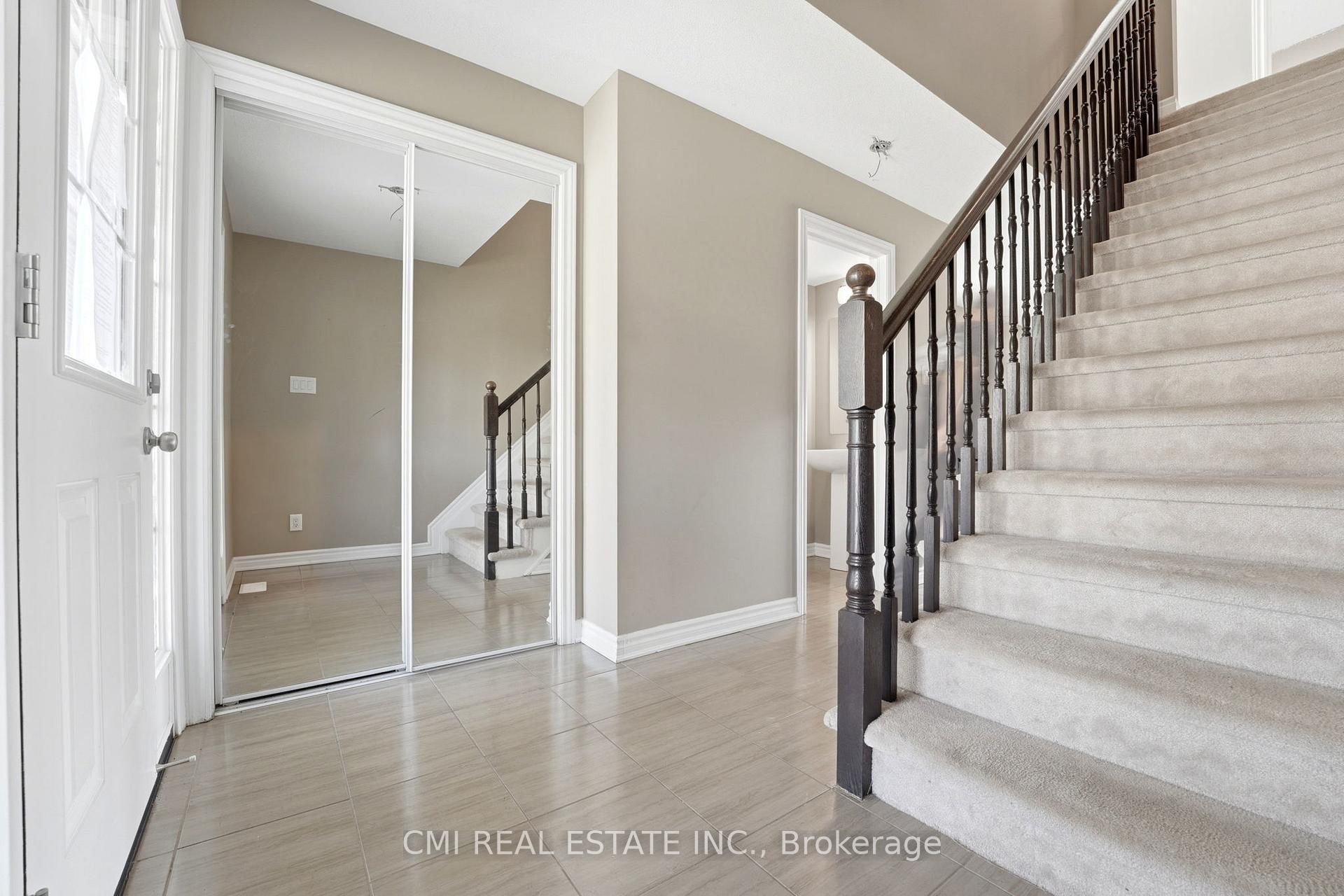 Photo 6 of 325 Sweetclover Way, Ottawa, Avalon West — HOMEH