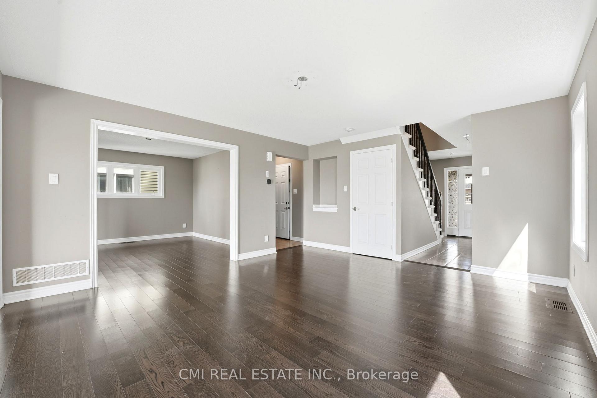 Photo 7 of 325 Sweetclover Way, Ottawa, Avalon West — HOMEH