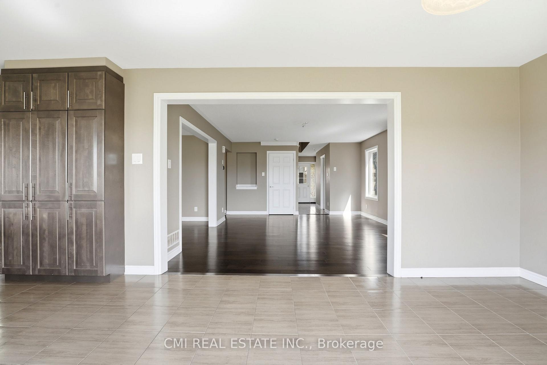 Photo 8 of 325 Sweetclover Way, Ottawa, Avalon West — HOMEH