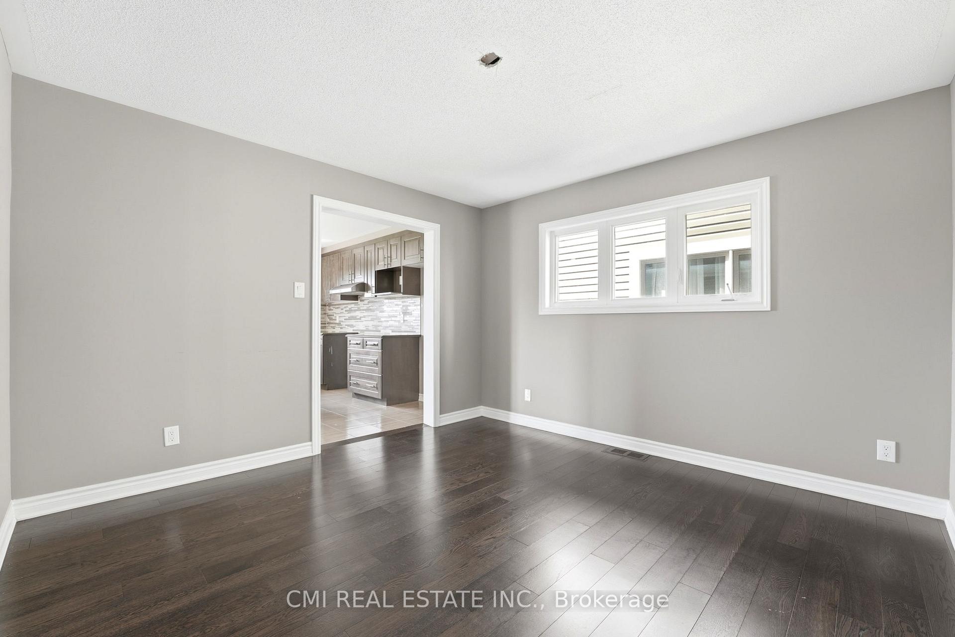 Photo 20 of 325 Sweetclover Way, Ottawa, Avalon West — HOMEH
