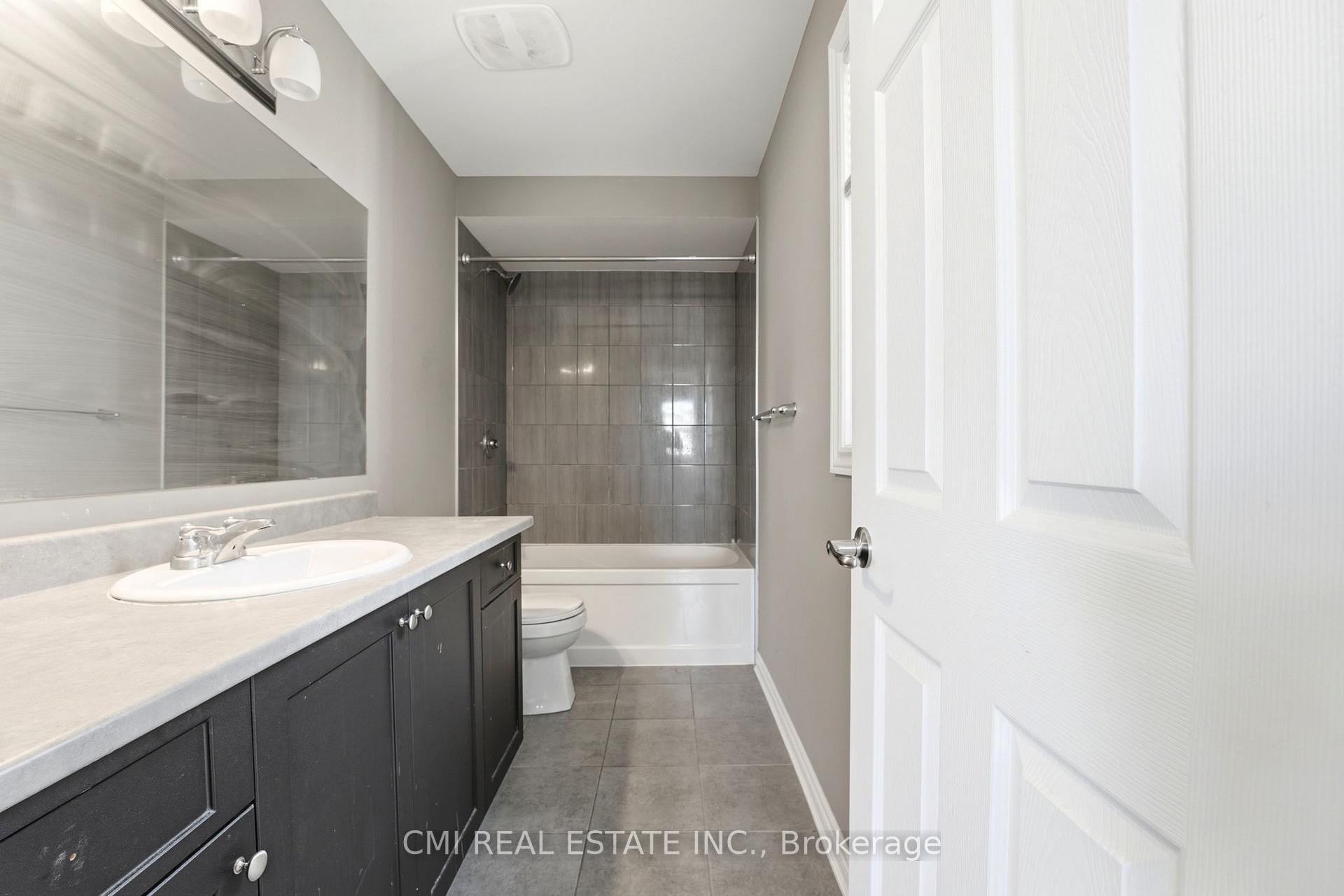 Photo 32 of 325 Sweetclover Way, Ottawa, Avalon West — HOMEH