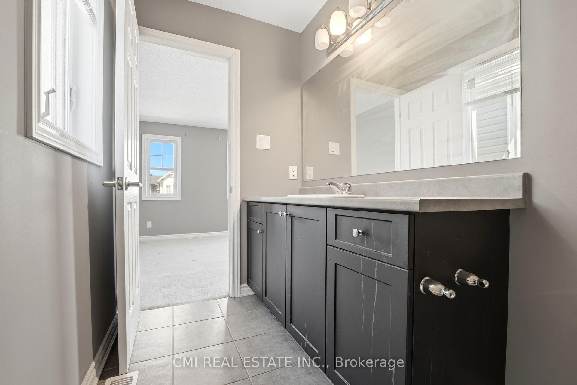Photo 33 of 325 Sweetclover Way, Ottawa, Avalon West — HOMEH
