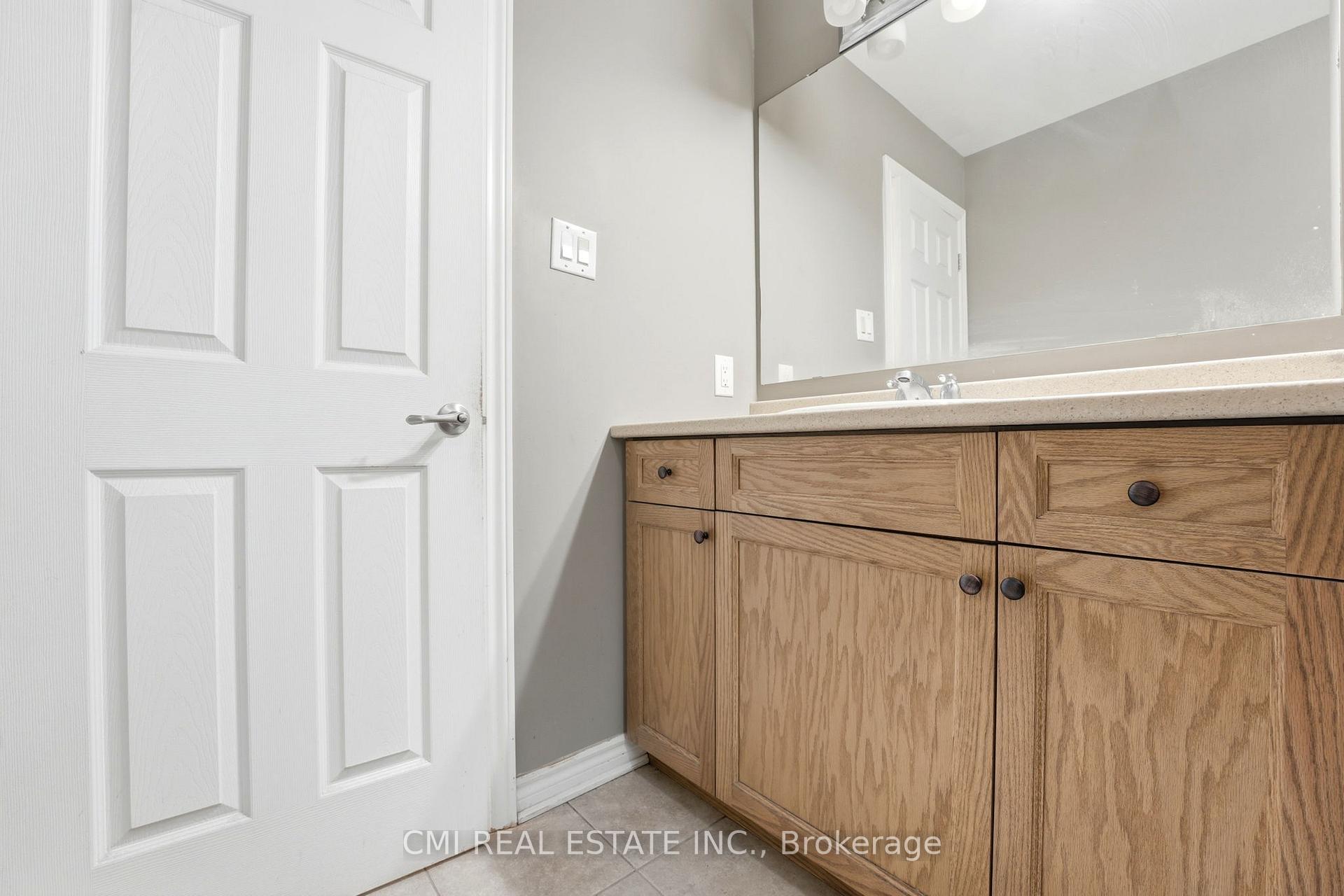 Photo 35 of 325 Sweetclover Way, Ottawa, Avalon West — HOMEH