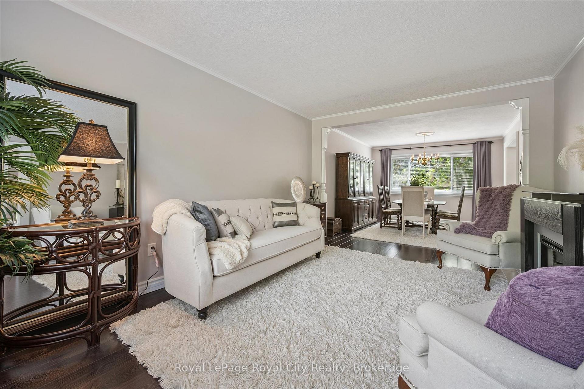 Photo 4 of Unit 2, 30 Green Valley Drive, Kitchener, Pioneer Park — HOMEH