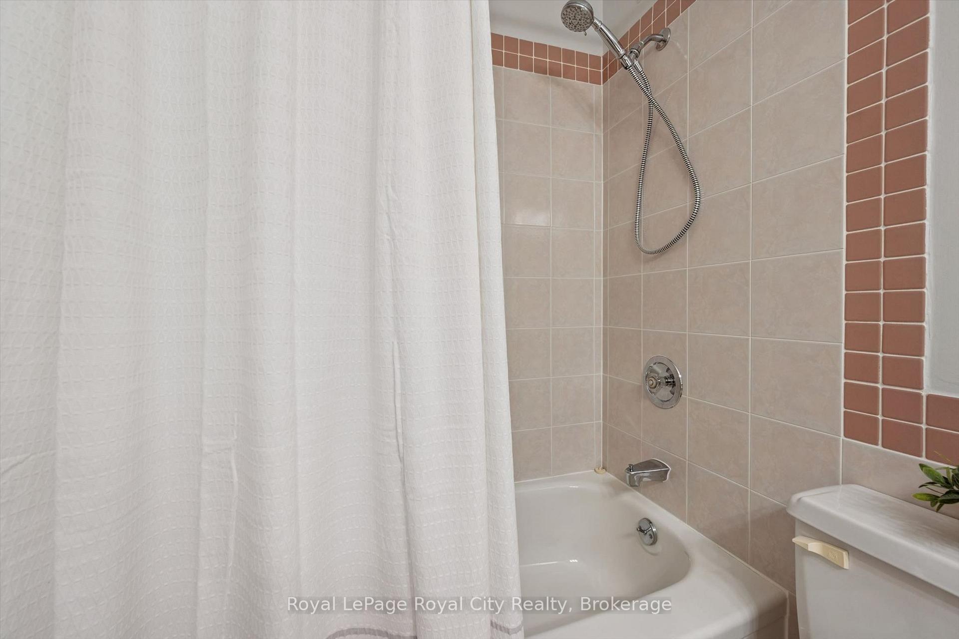 Photo 19 of Unit 2, 30 Green Valley Drive, Kitchener, Pioneer Park — HOMEH