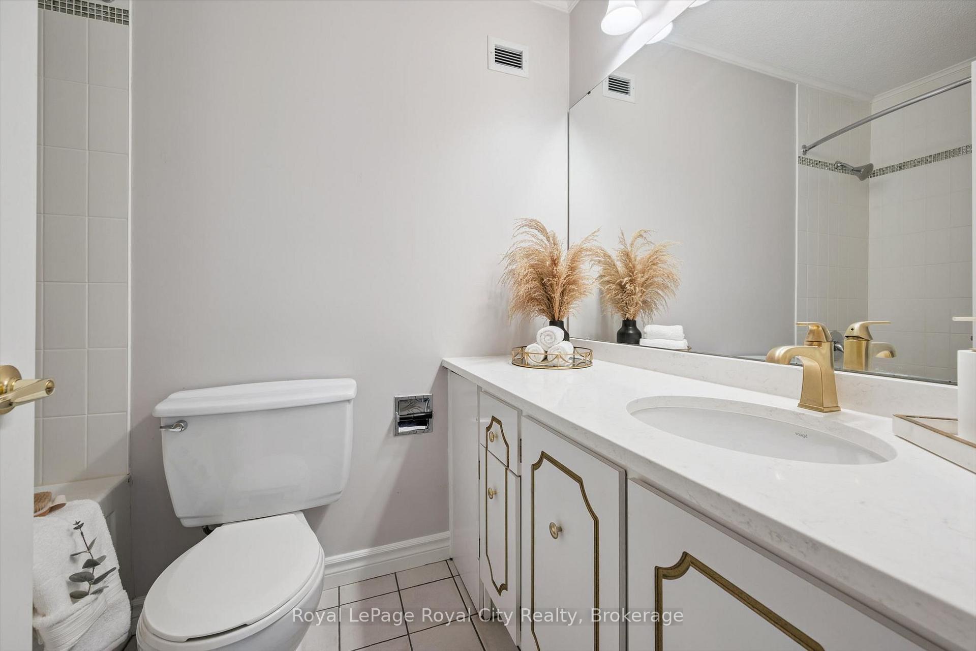Photo 24 of Unit 2, 30 Green Valley Drive, Kitchener, Pioneer Park — HOMEH