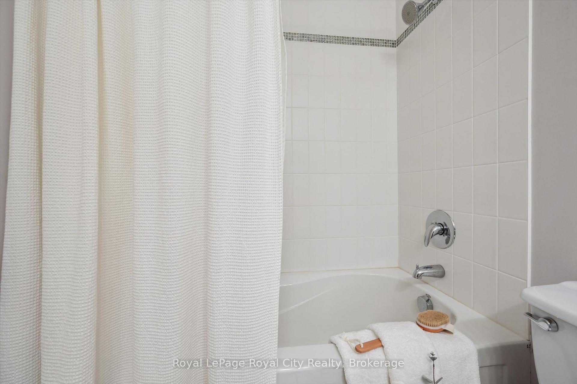 Photo 25 of Unit 2, 30 Green Valley Drive, Kitchener, Pioneer Park — HOMEH