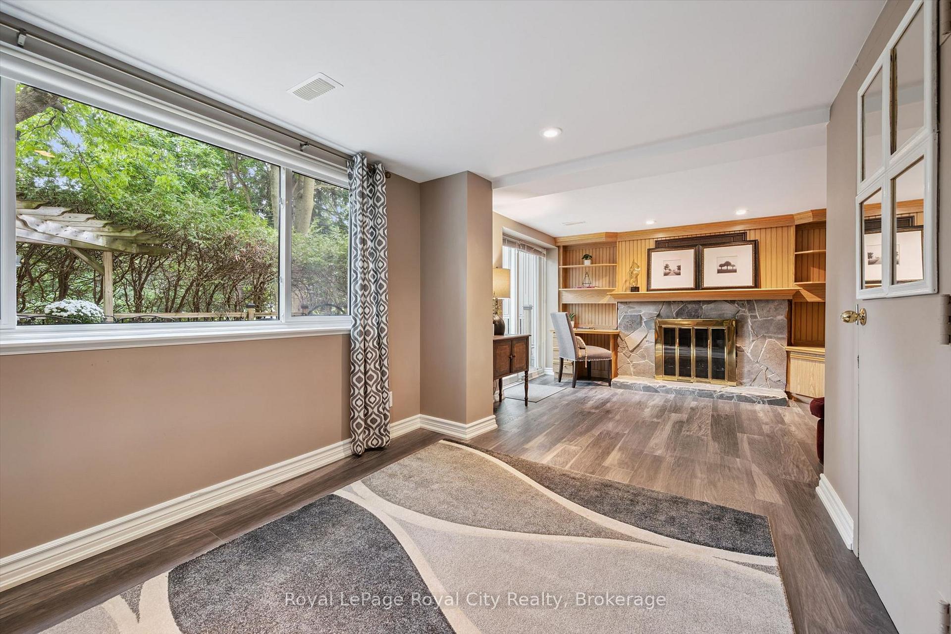 Photo 28 of Unit 2, 30 Green Valley Drive, Kitchener, Pioneer Park — HOMEH