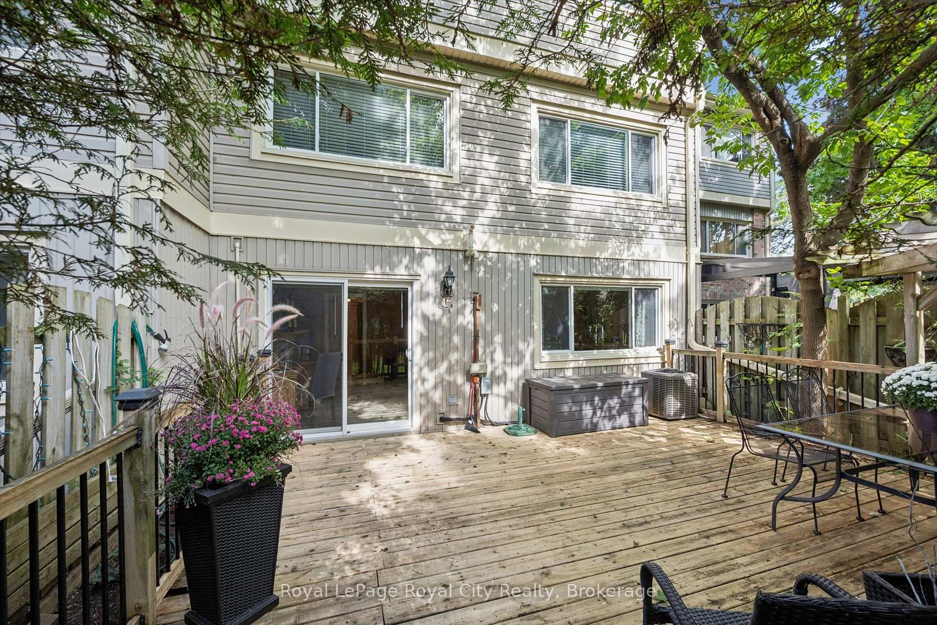 Photo 31 of Unit 2, 30 Green Valley Drive, Kitchener, Pioneer Park — HOMEH