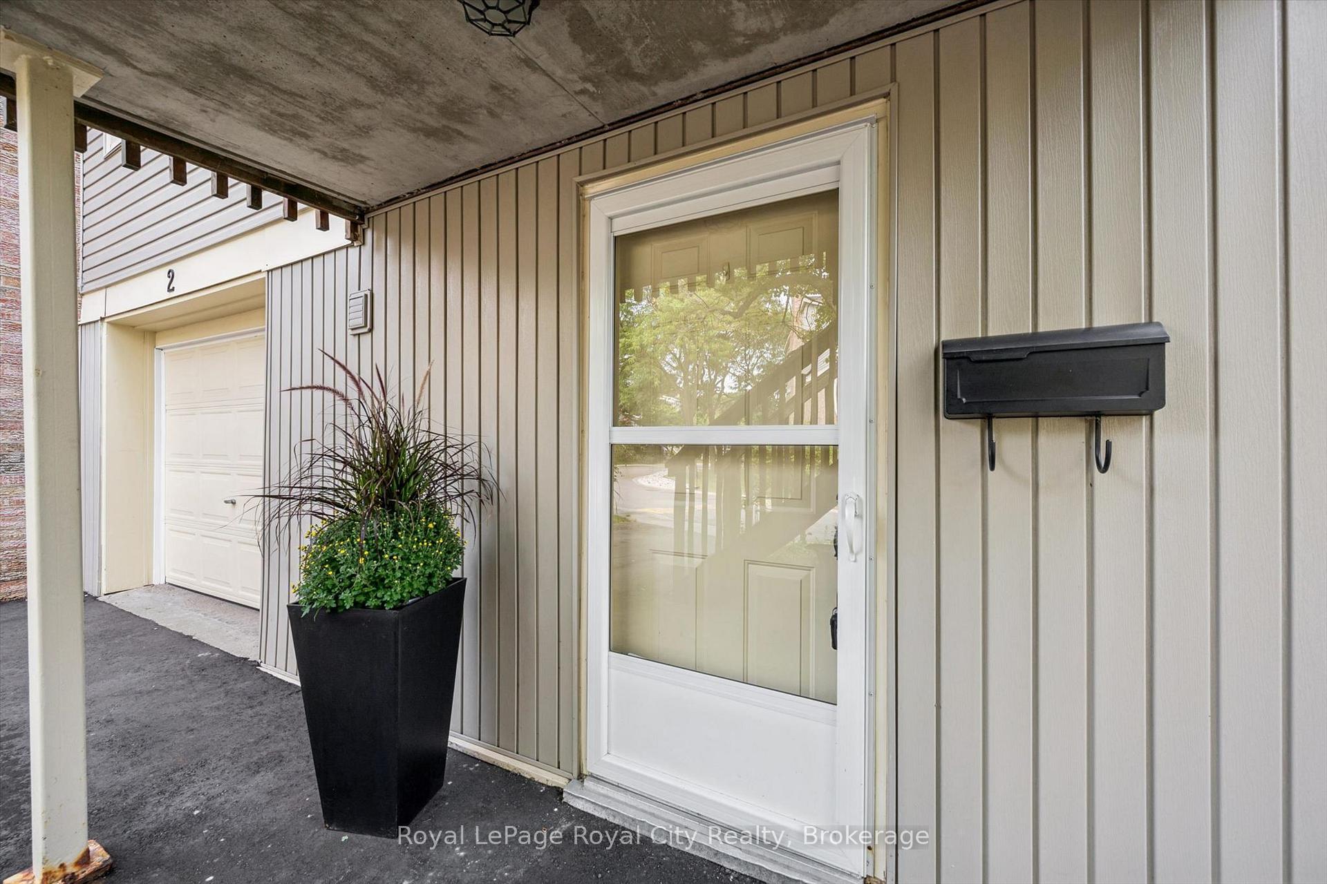 Photo 33 of Unit 2, 30 Green Valley Drive, Kitchener, Pioneer Park — HOMEH