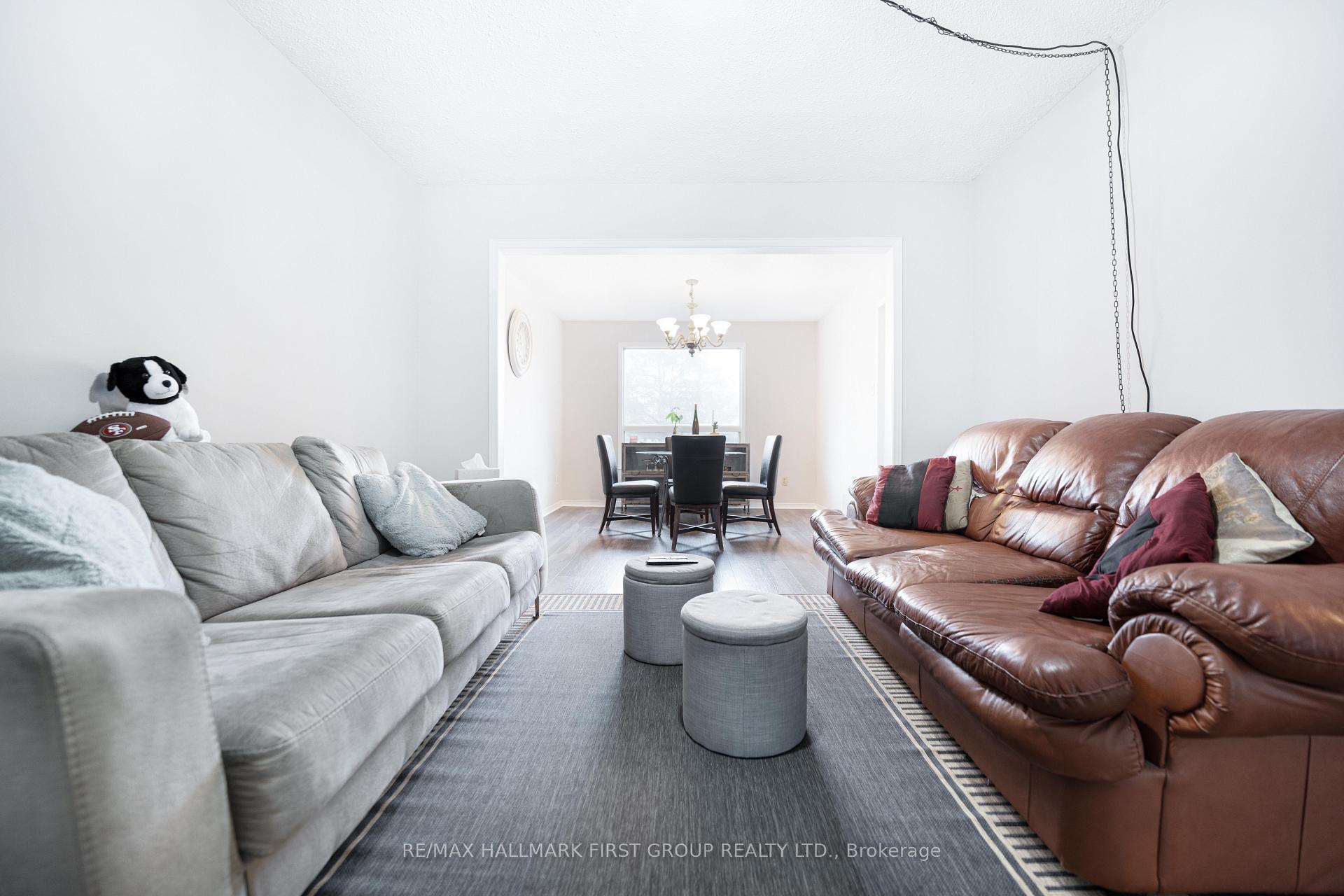 Photo 3 of 1855 New Street, Pickering, Amberlea — HOMEH