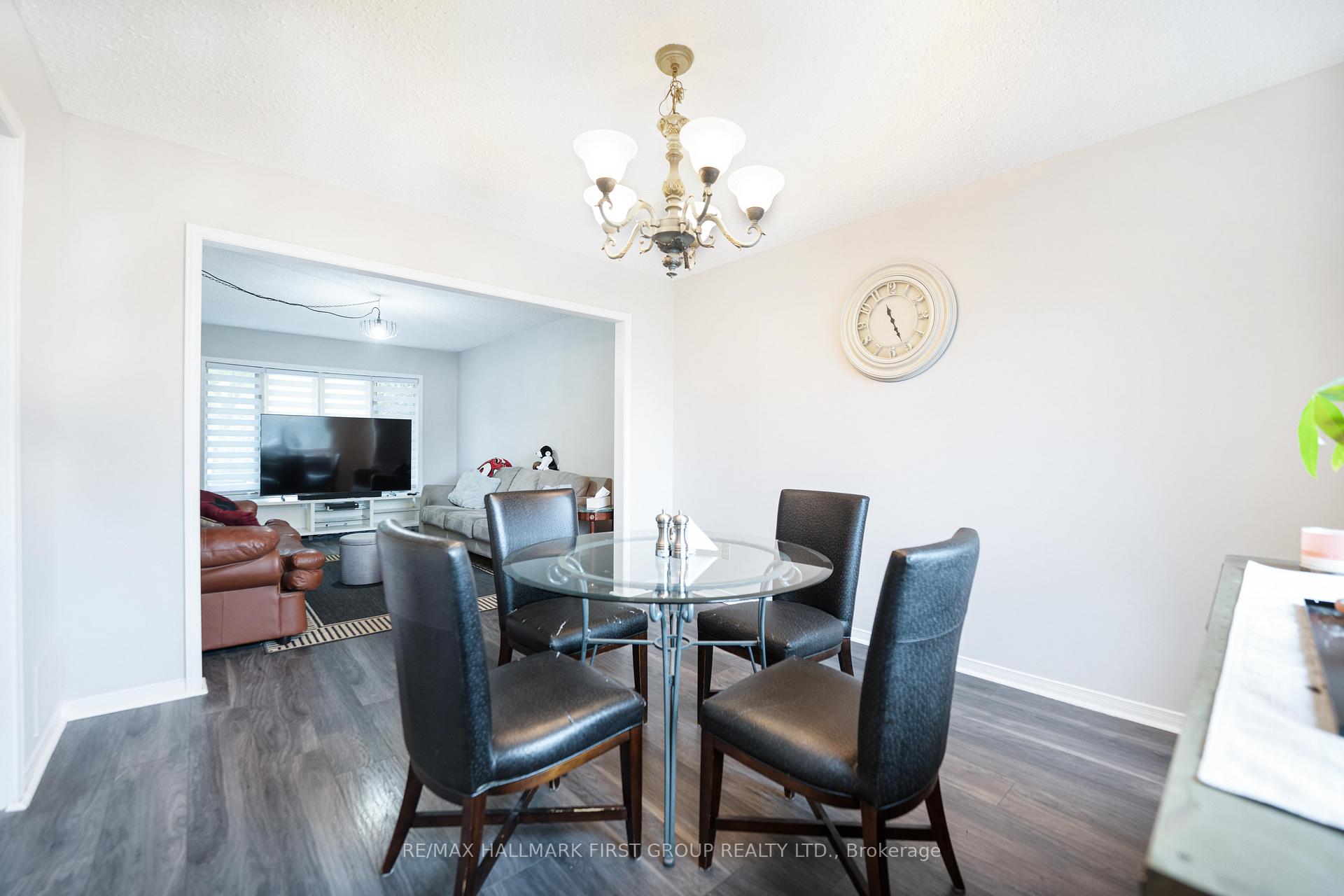 Photo 5 of 1855 New Street, Pickering, Amberlea — HOMEH