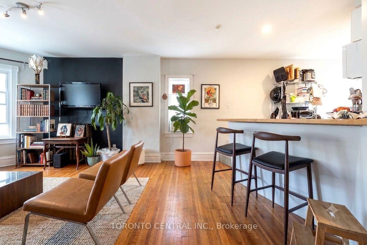 Photo 21 of 24 Manning Avenue, Toronto, Trinity-Bellwoods — HOMEH