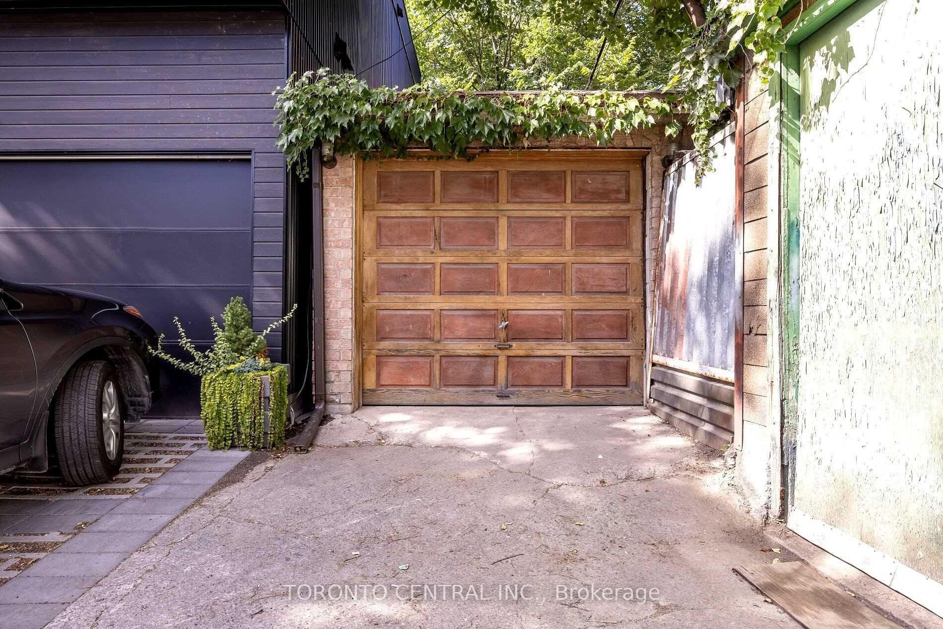 Photo 32 of 24 Manning Avenue, Toronto, Trinity-Bellwoods — HOMEH