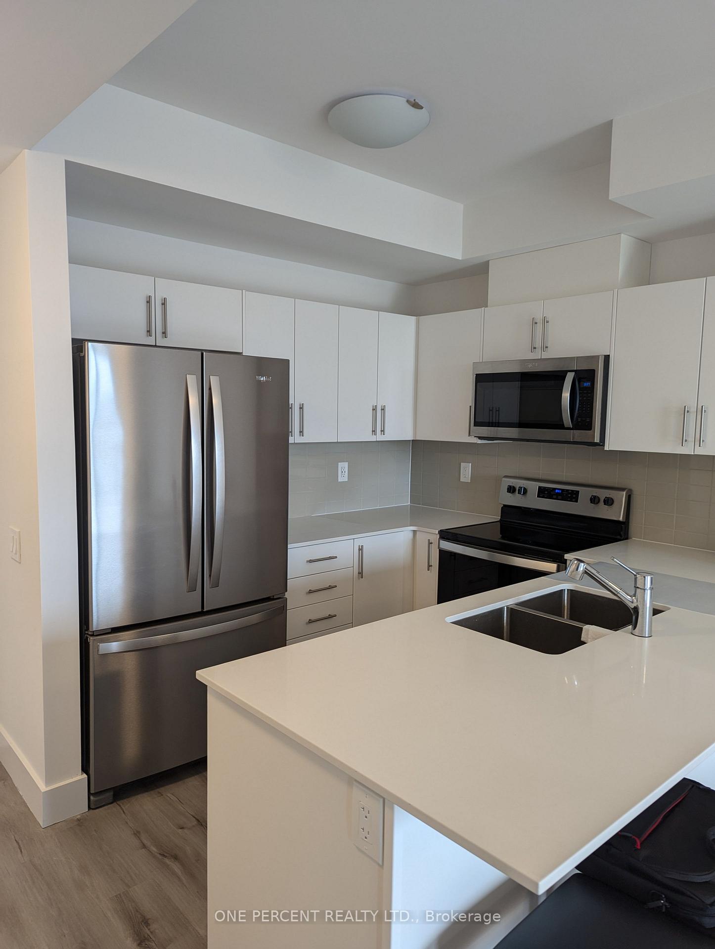Photo 9 of Unit 406, 4 Kimberly Lane, Collingwood — HOMEH