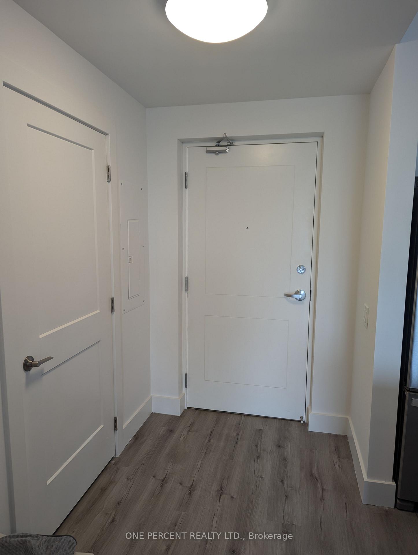 Photo 12 of Unit 406, 4 Kimberly Lane, Collingwood — HOMEH