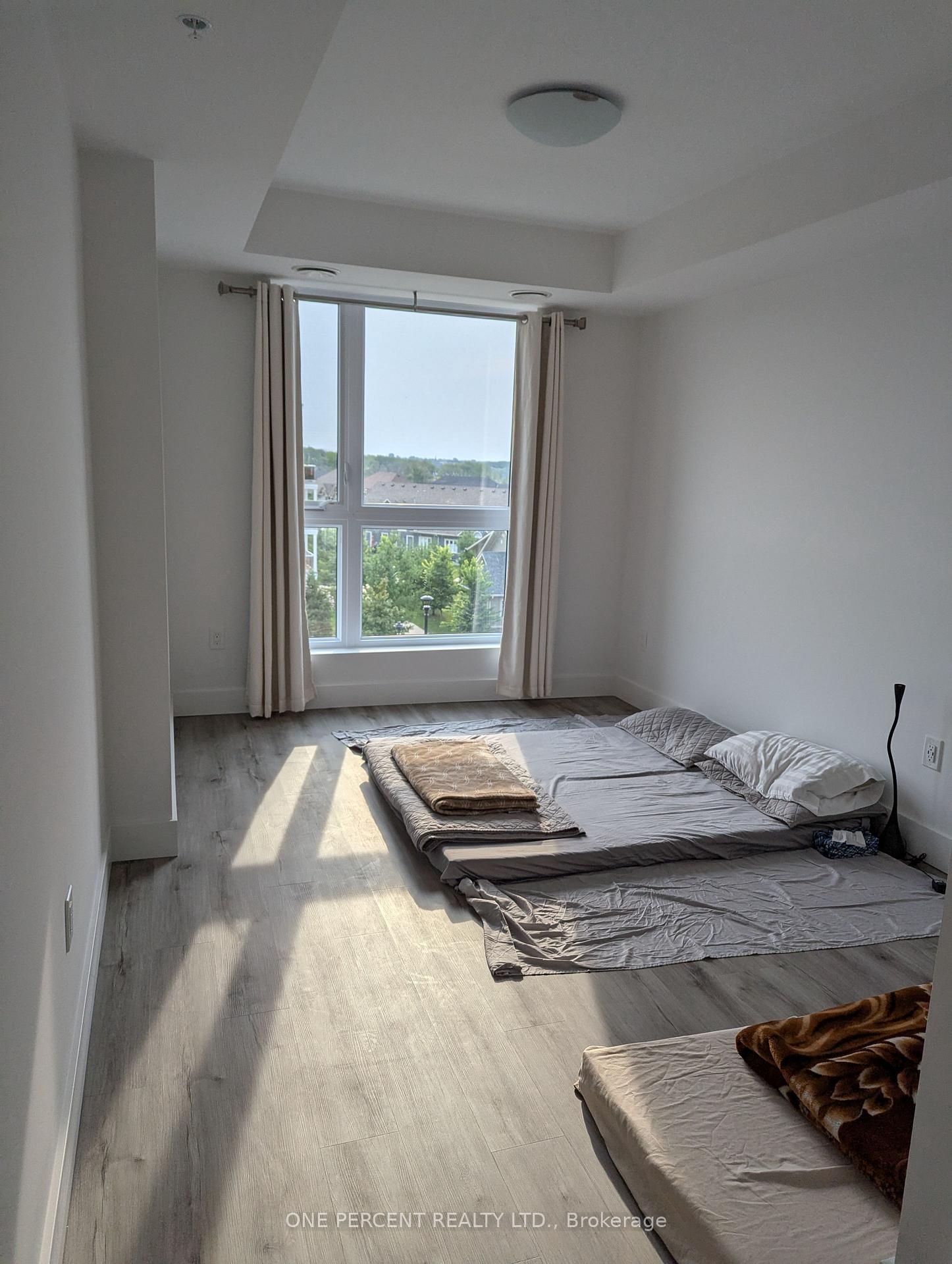 Photo 17 of Unit 406, 4 Kimberly Lane, Collingwood — HOMEH