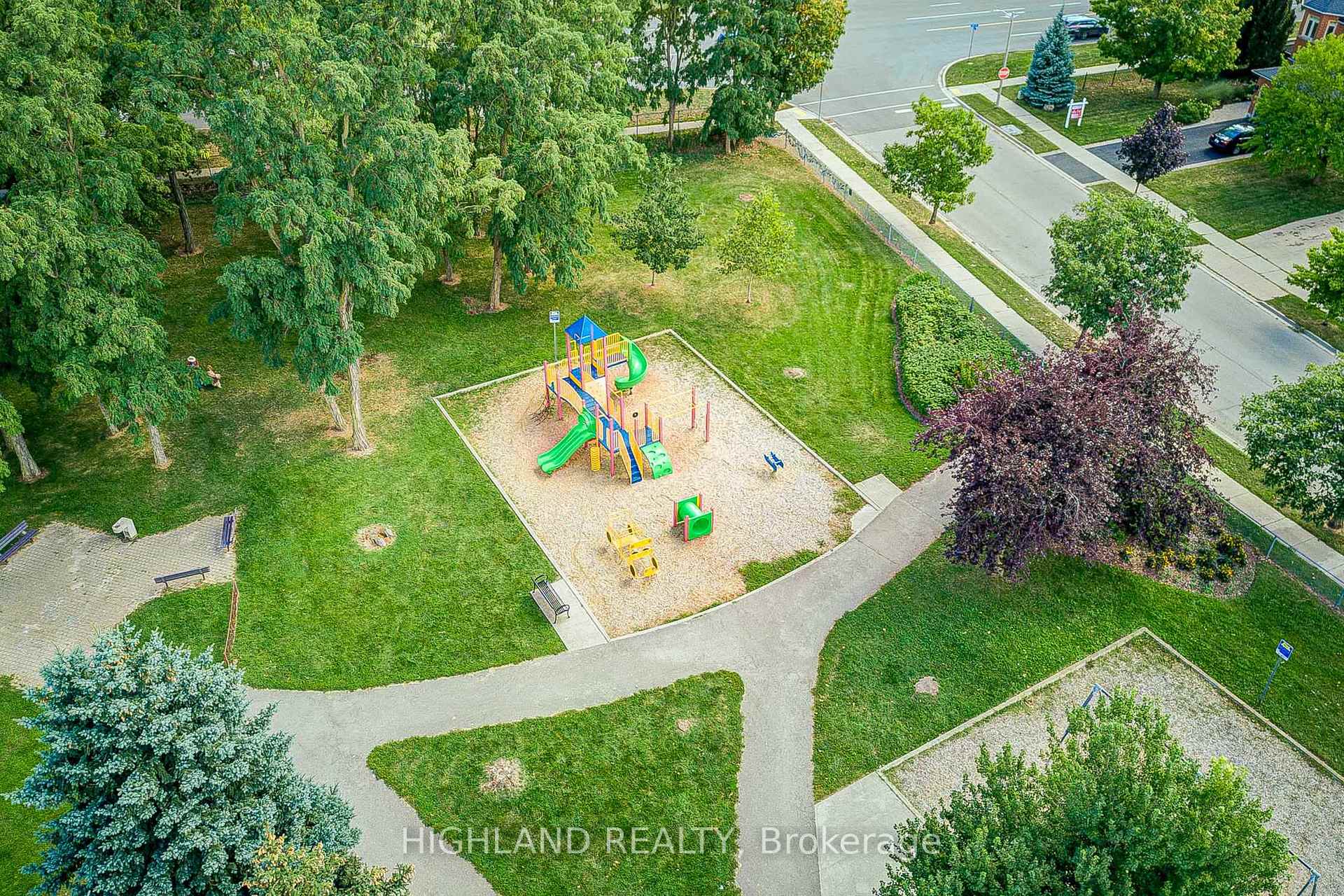 Photo 27 of 449 Fothergill Boulevard, Burlington, Appleby — HOMEH