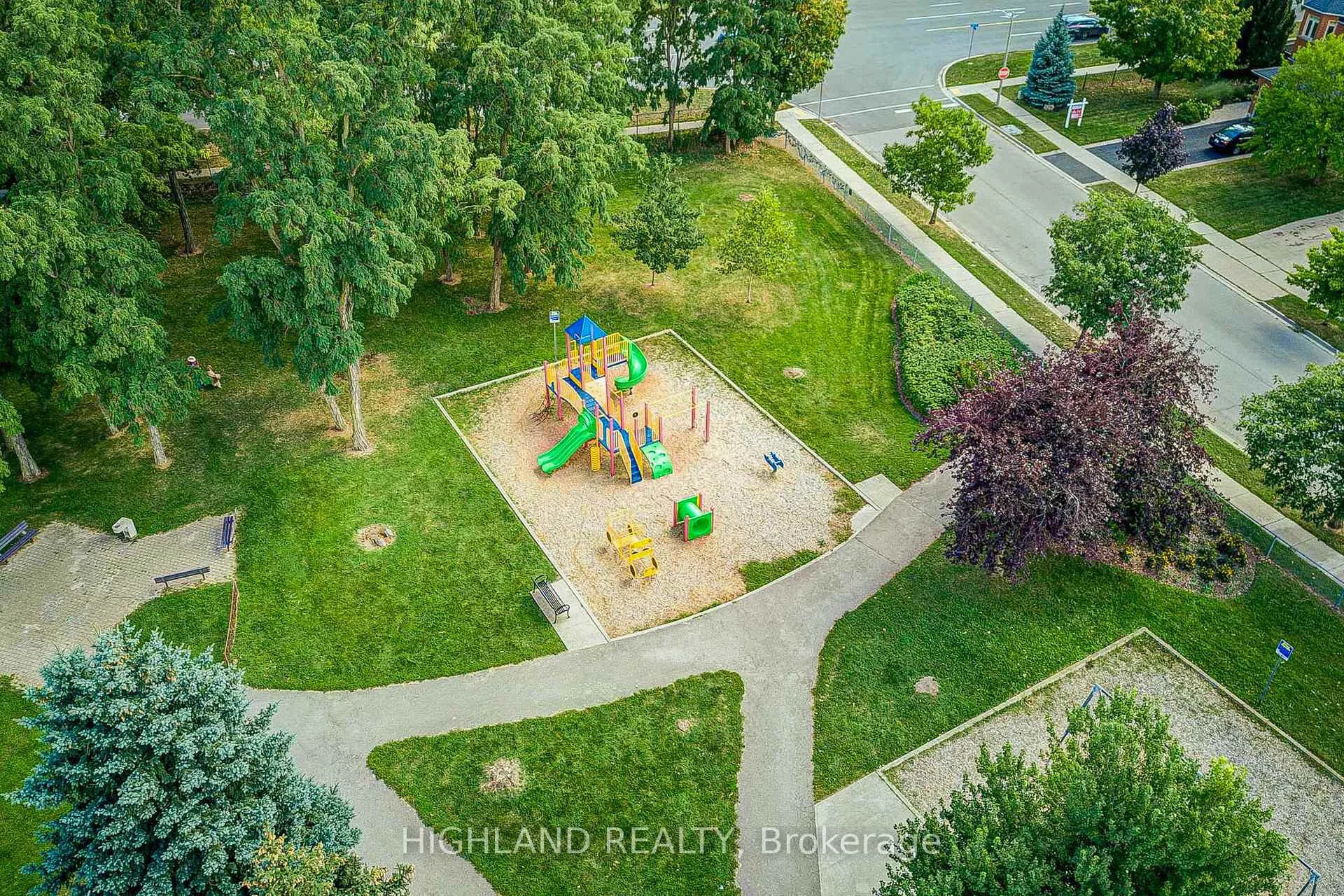 Photo 28 of 449 Fothergill Boulevard, Burlington, Appleby — HOMEH