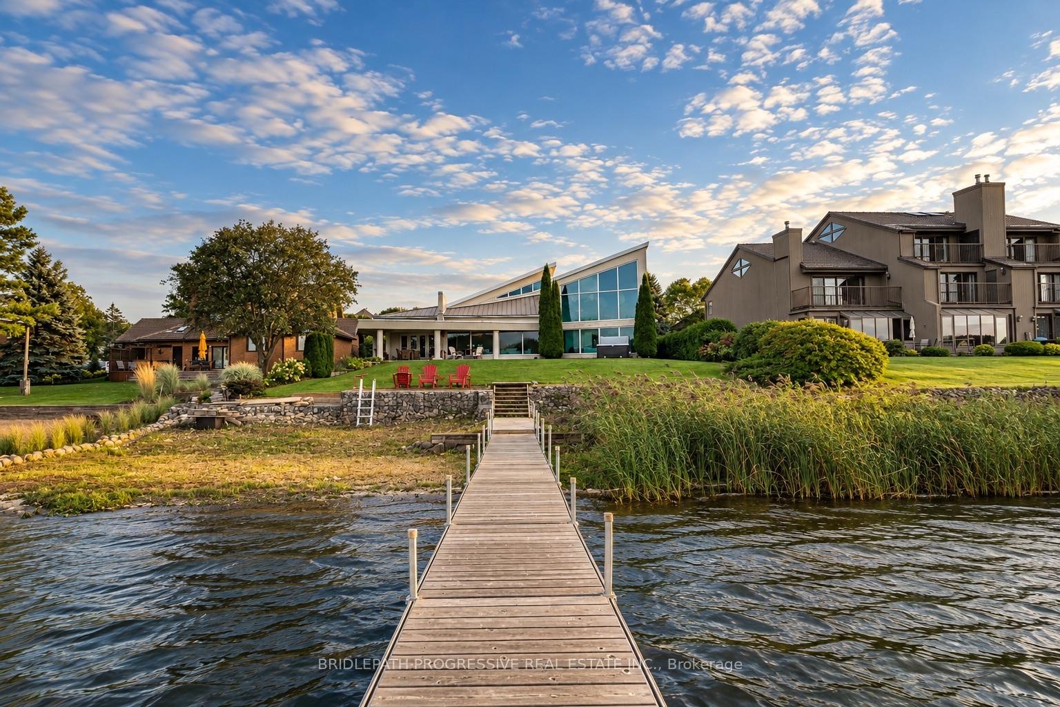 Photo 2 of 10 Beck Boulevard, Penetanguishene — HOMEH