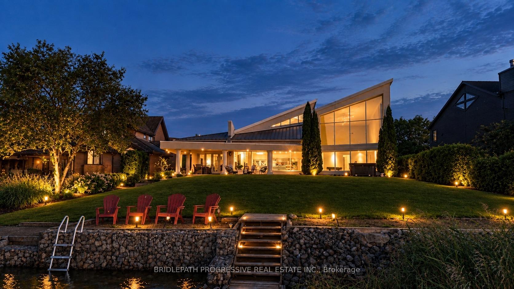 Photo 3 of 10 Beck Boulevard, Penetanguishene — HOMEH