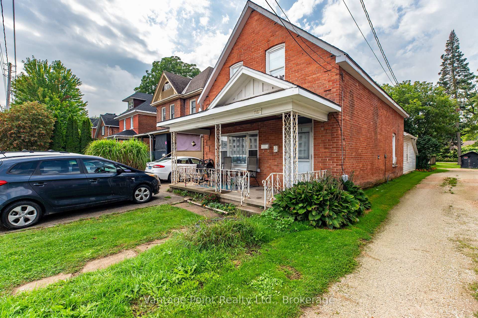 Photo of 1160 2nd Avenue W