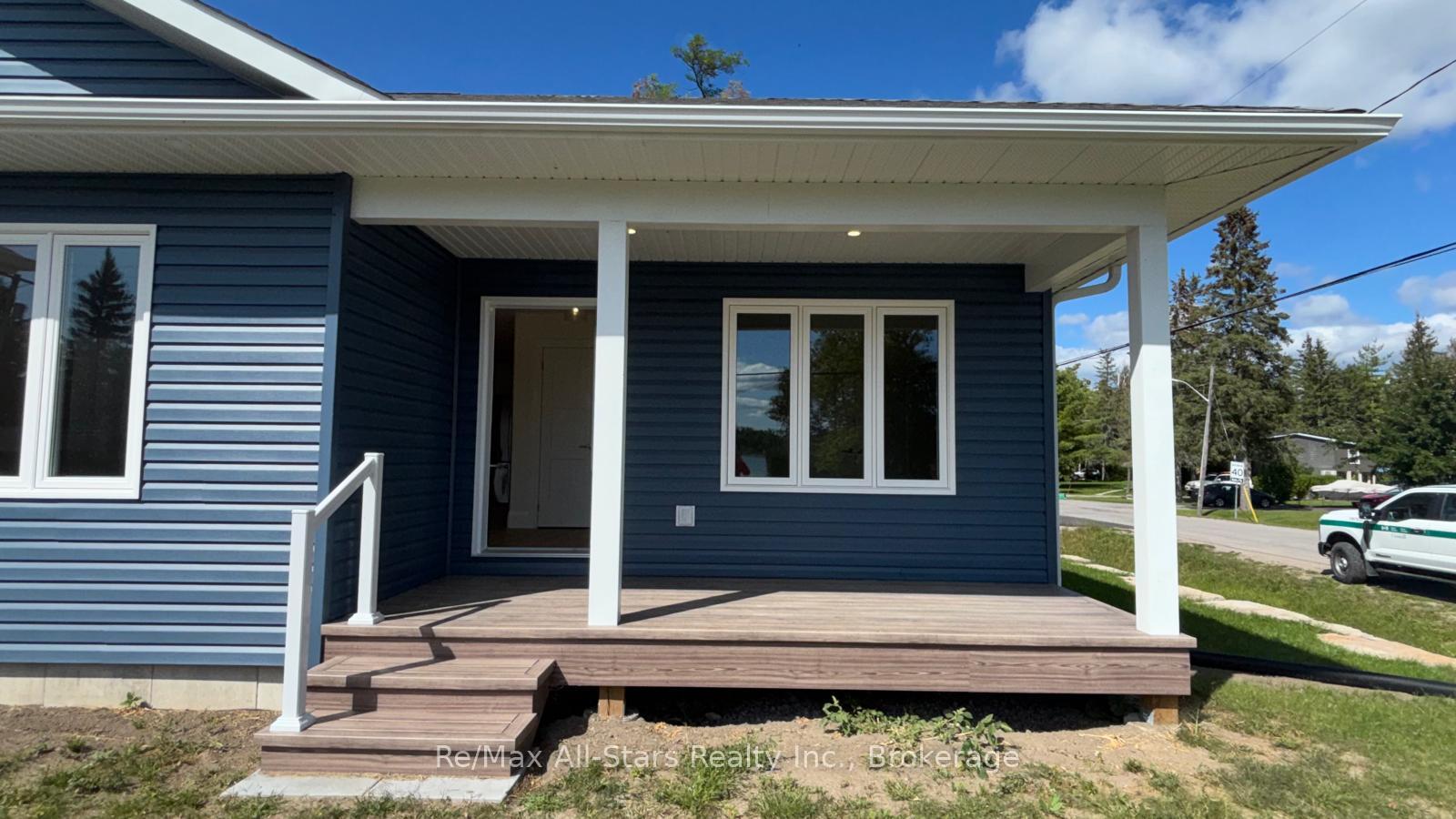 Photo 2 of Unit B, 191 Front Street, Kawartha Lakes, Bobcaygeon — HOMEH