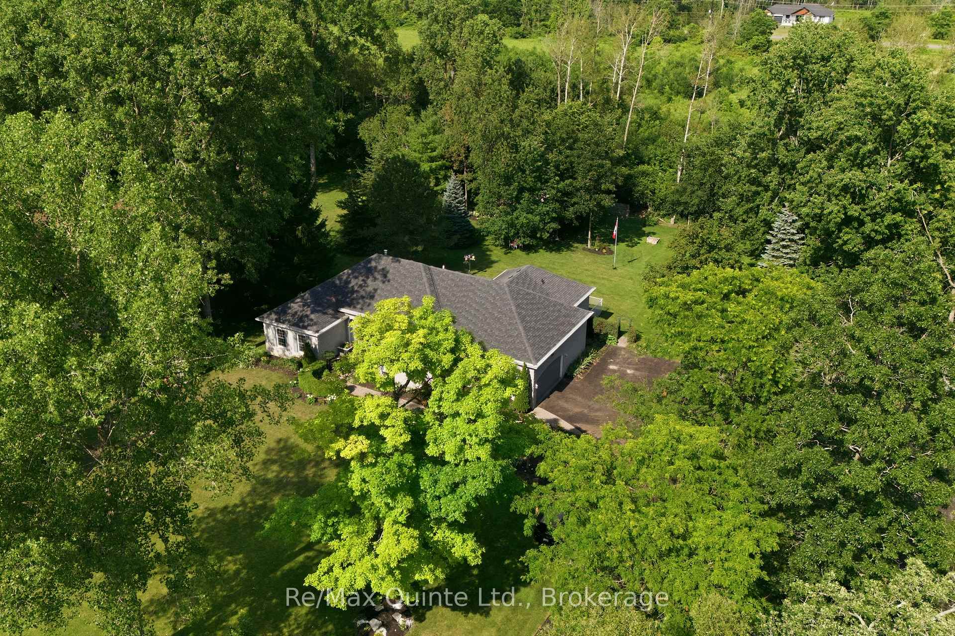 Photo 6 of 35 Penny Lane, Belleville, Belleville Ward — HOMEH