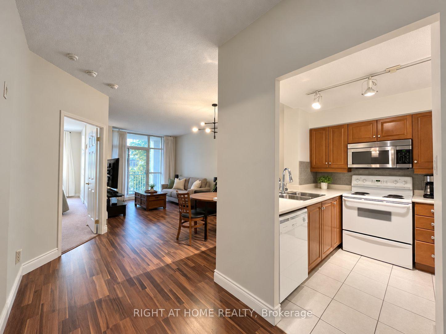 Photo 1 of Unit 308, 2511 Bloor Street W, Toronto, High Park-Swansea — HOMEH