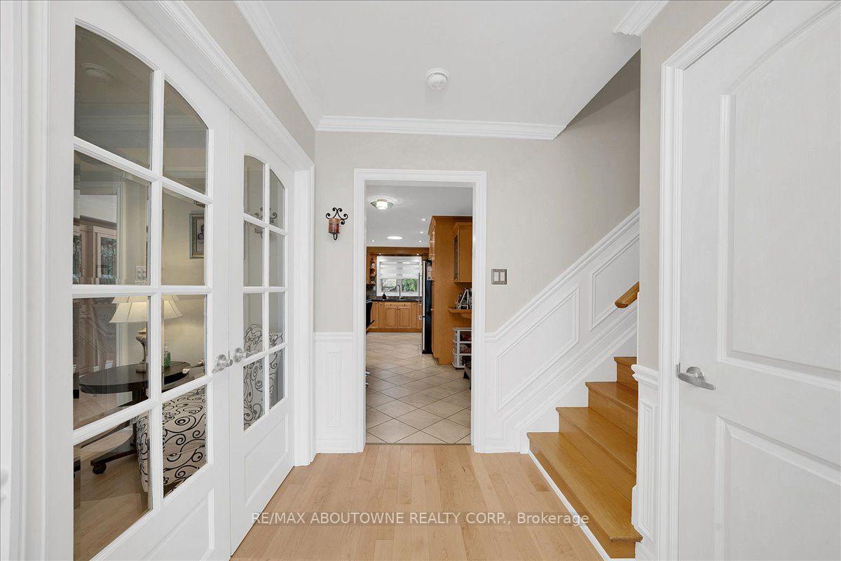 Photo 6 of 24 Golf View Drive, Brampton, Brampton East — HOMEH
