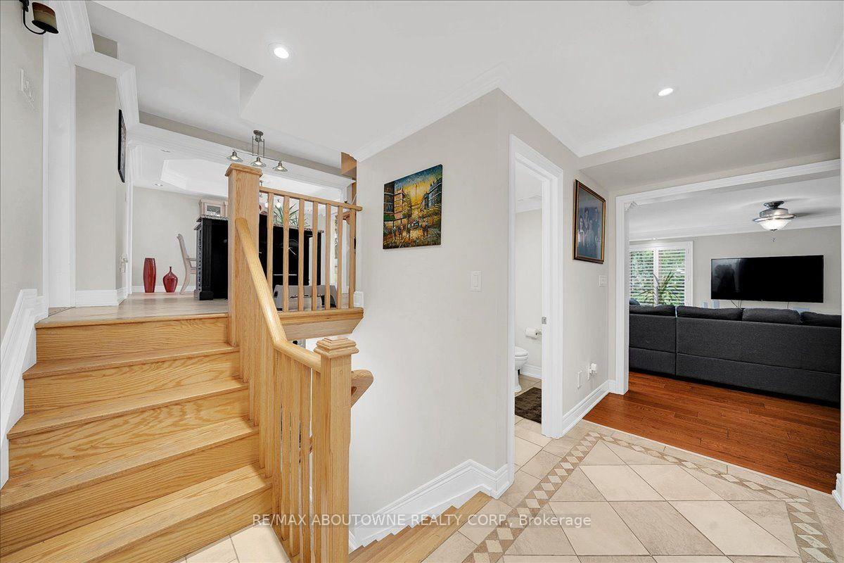 Photo 31 of 24 Golf View Drive, Brampton, Brampton East — HOMEH