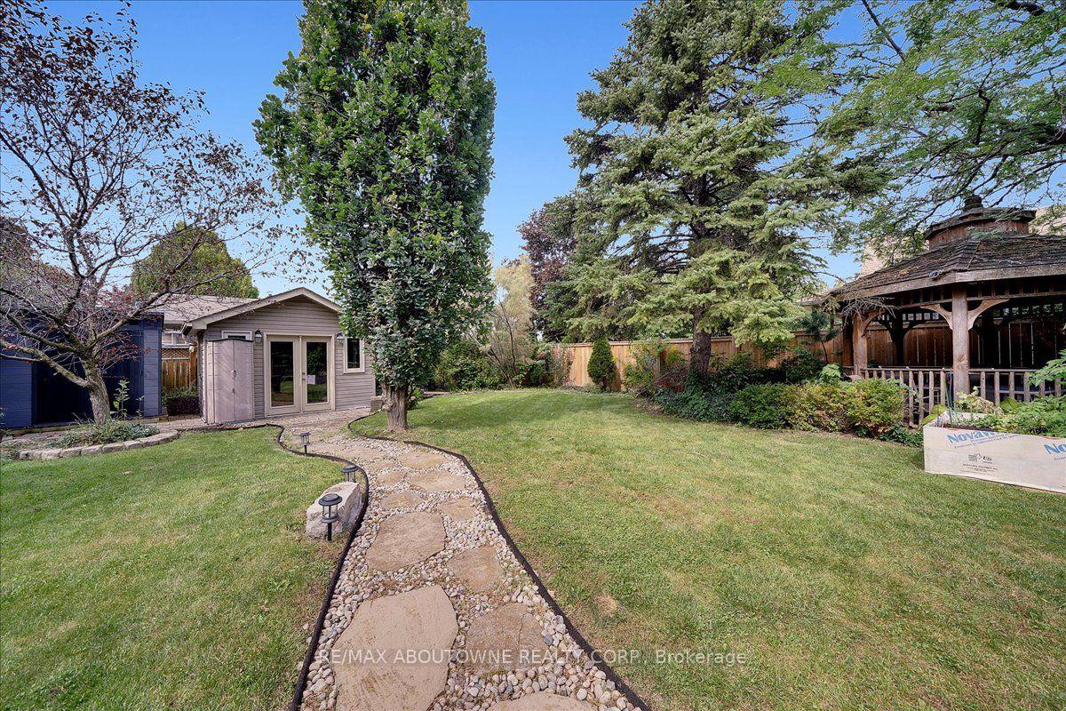 Photo 56 of 24 Golf View Drive, Brampton, Brampton East — HOMEH